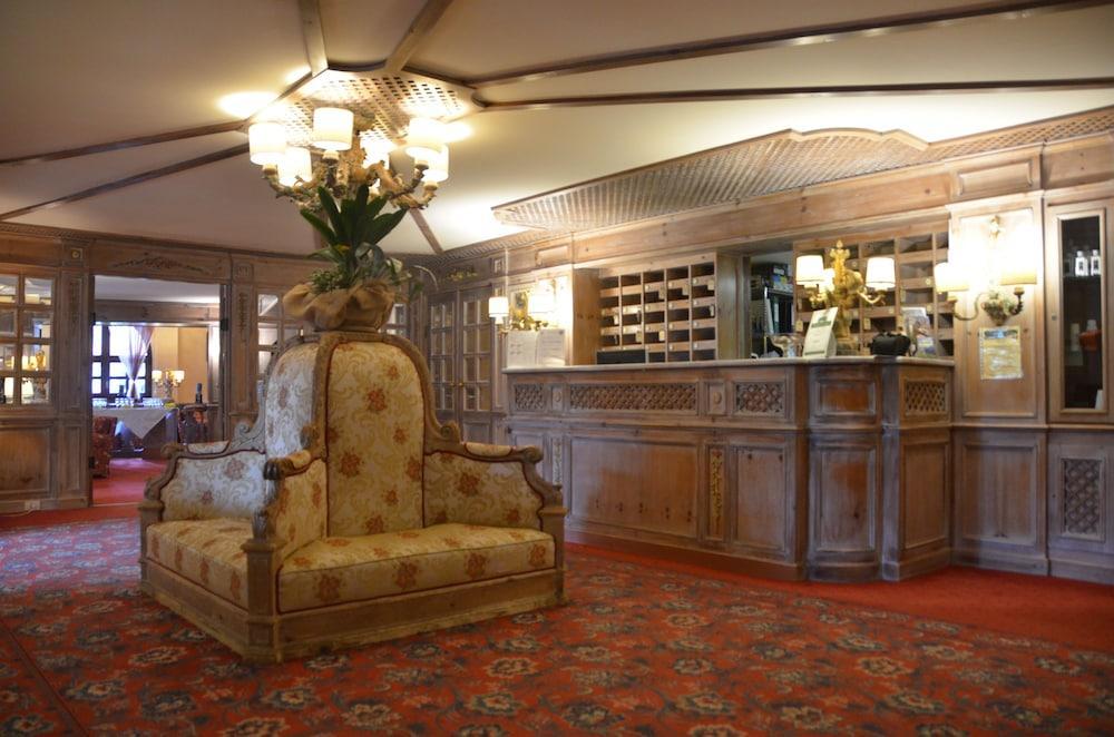 Hotel & Catturani Madonna di Campiglio